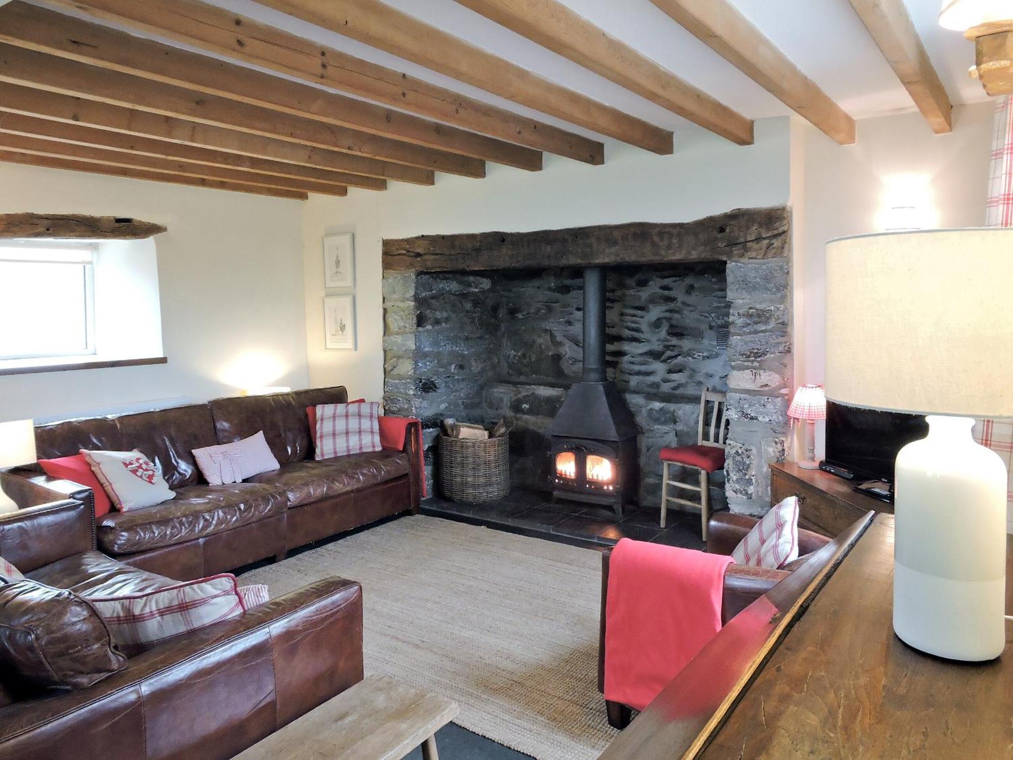 Cefn Bach Villa Capel Garmon Kültér fotó