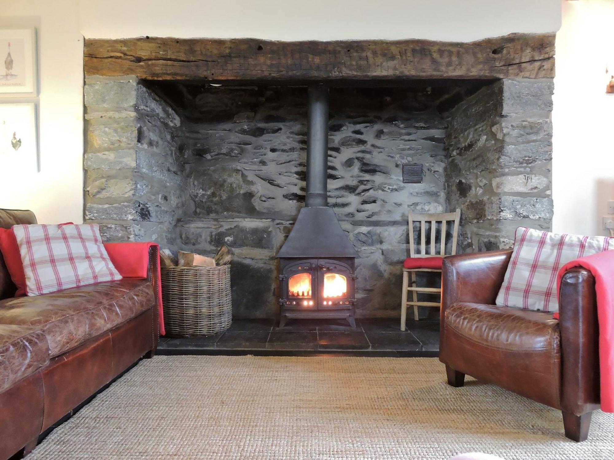 Cefn Bach Villa Capel Garmon Kültér fotó